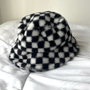 Fuzzy adjustable checkered bucket hat